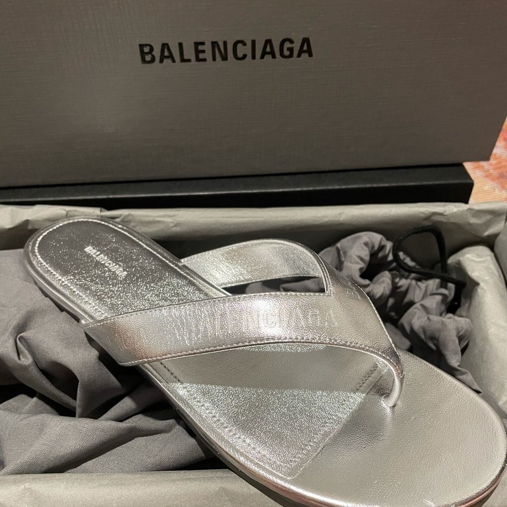 Balenciaga Silver metallic Sandals Size 7 (Retail $875)